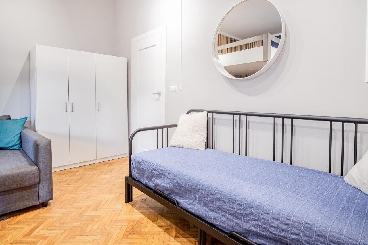 At Krakow Apartments 외부 사진